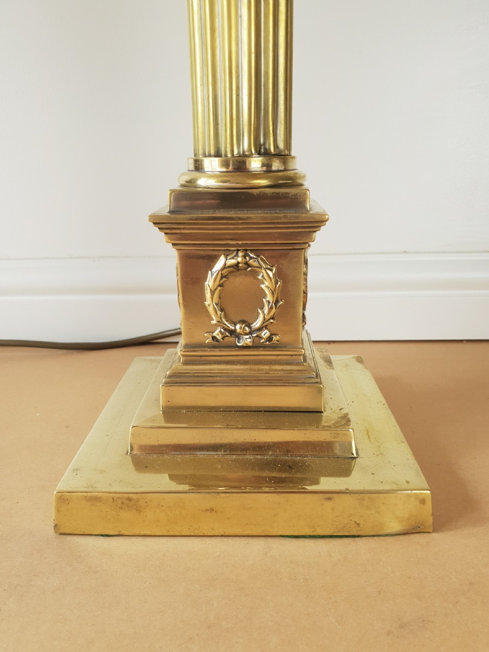 Large Brass Corinthian Column Table Lamp, Rewired and PAT tested  View II