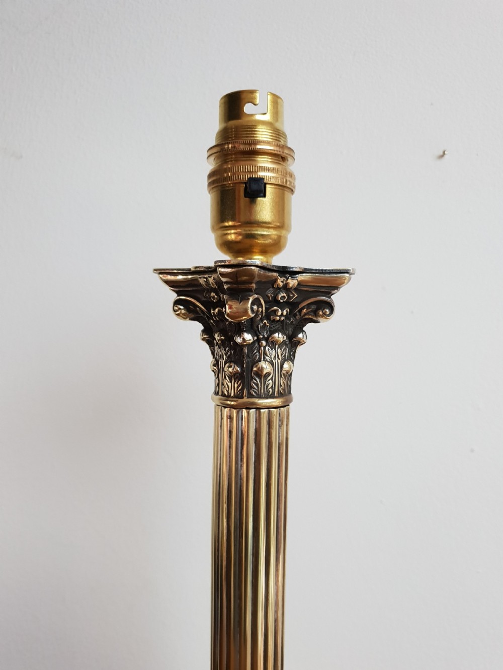c1910 Brass Corinthian Column Table Lamp, Rewired and PAT tested  View VII