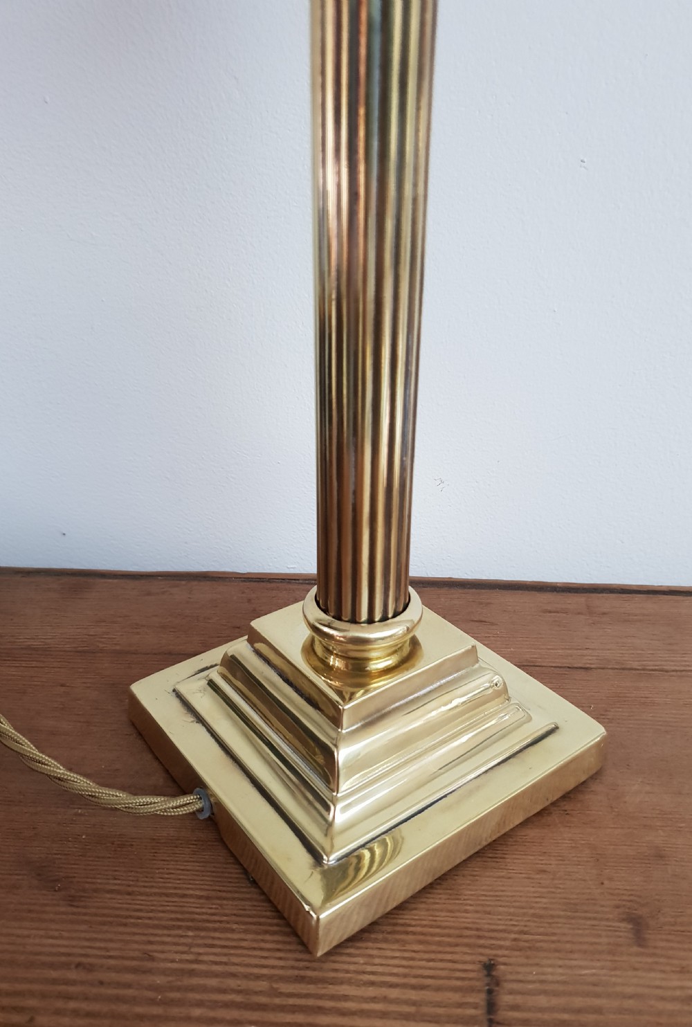 c1910 Brass Corinthian Column Table Lamp, Rewired and PAT tested  View VIII