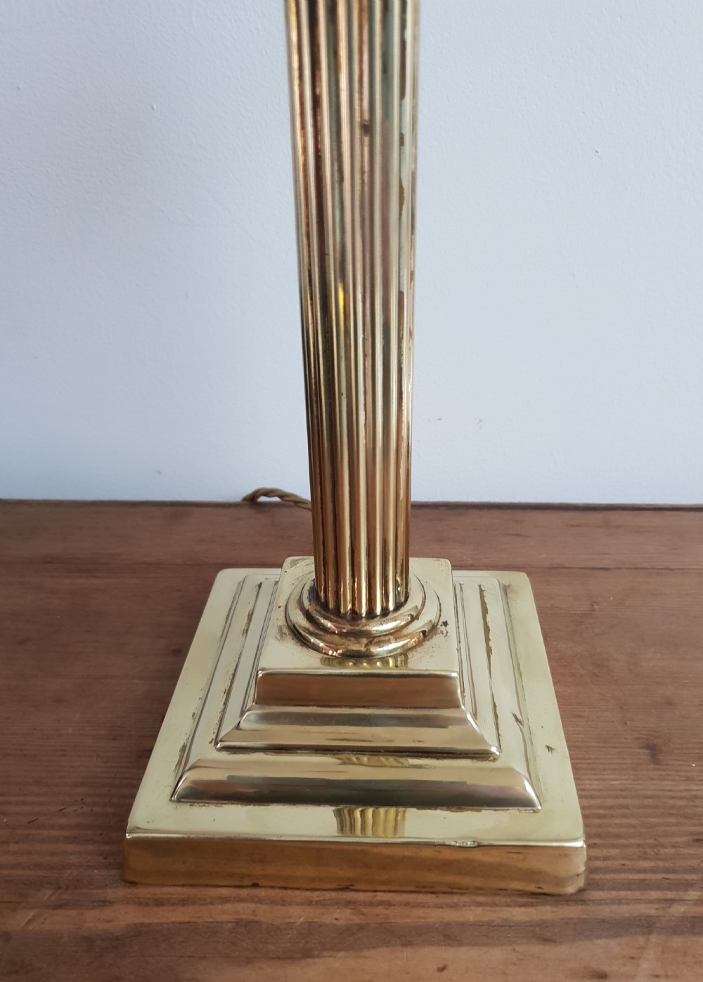 c1910 Brass Corinthian Column Table Lamp, Rewired and PAT tested  View IV