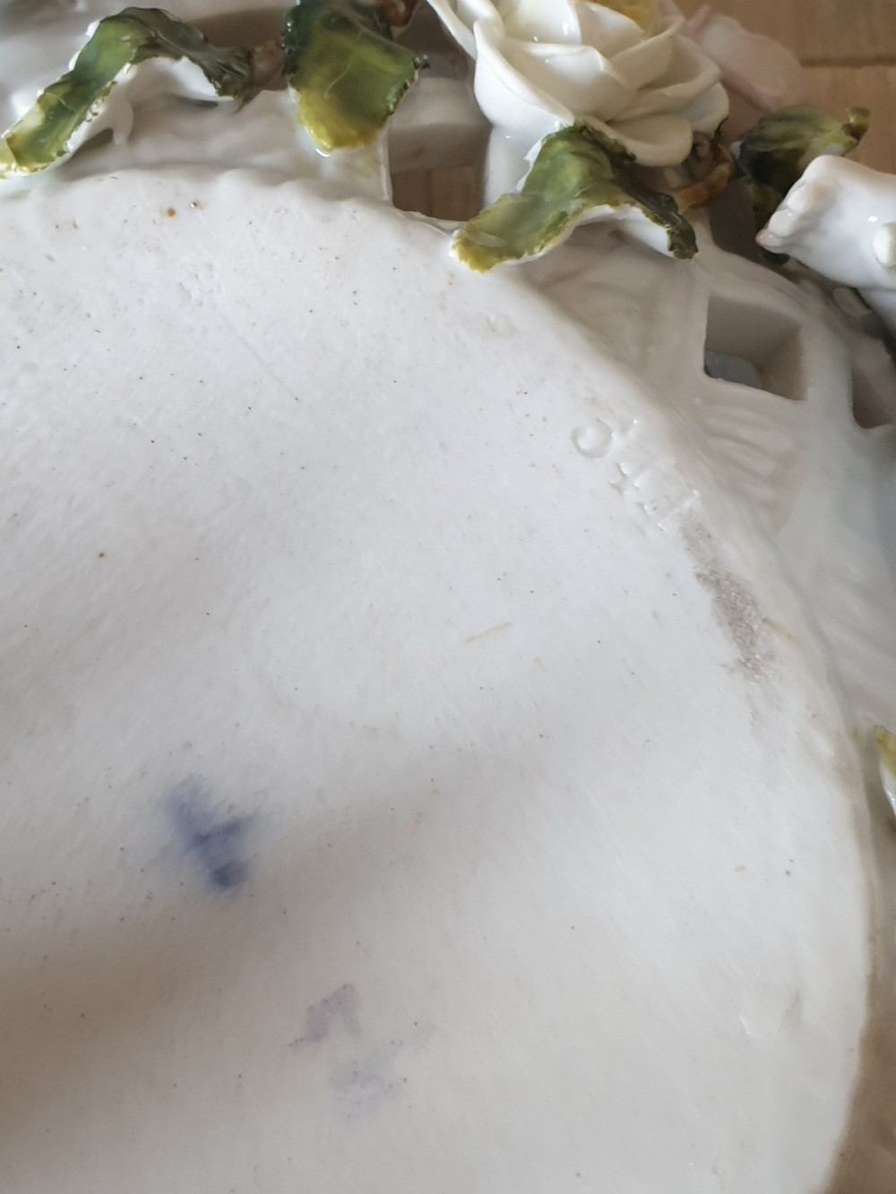 Pair of Continental Floral Cherub Bowls View XVII