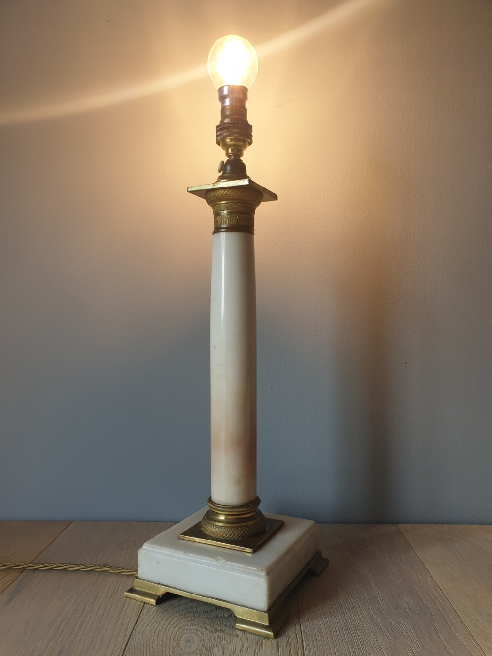 French Marble Brass Table Lamp, Rewired and PAT tested  View VIII