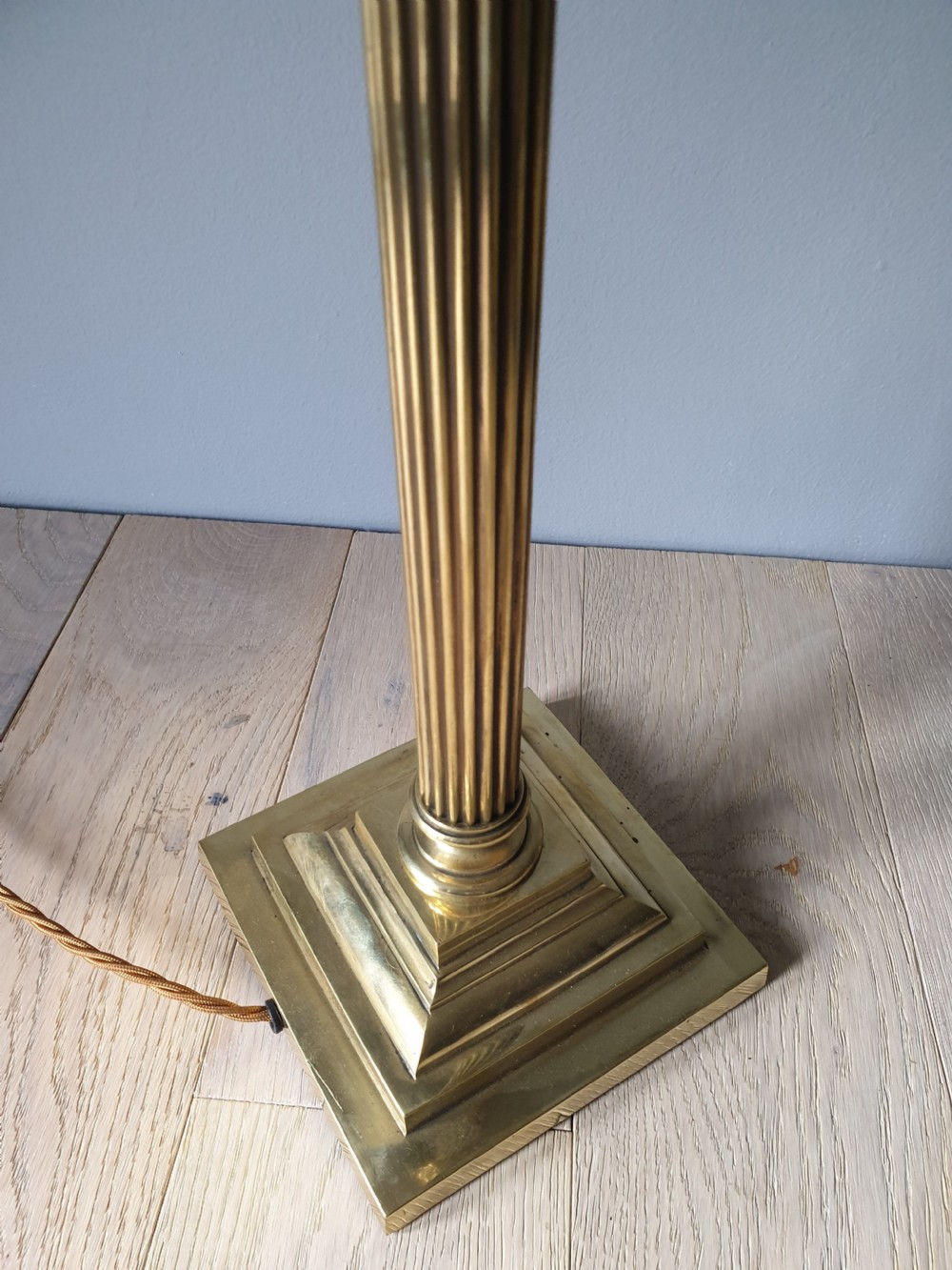 Tall High Quality Brass Corinthian Column Table Lamp, Rewired and PAT tested  View X