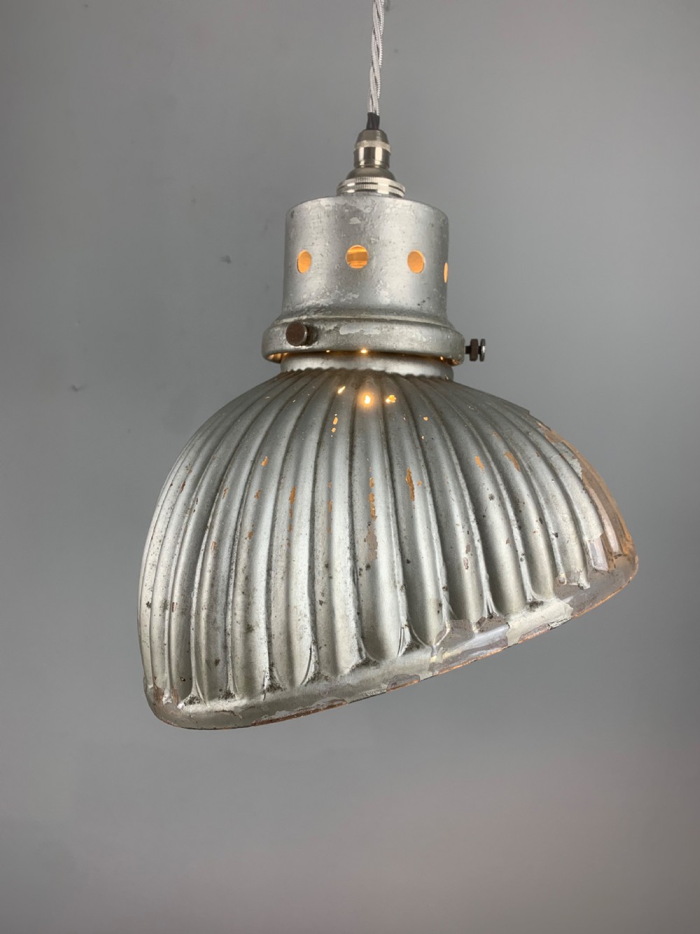 Gecoray 1930s Industrial Mercury Pendant Ceiling Light, Original Shade, Rewired View V
