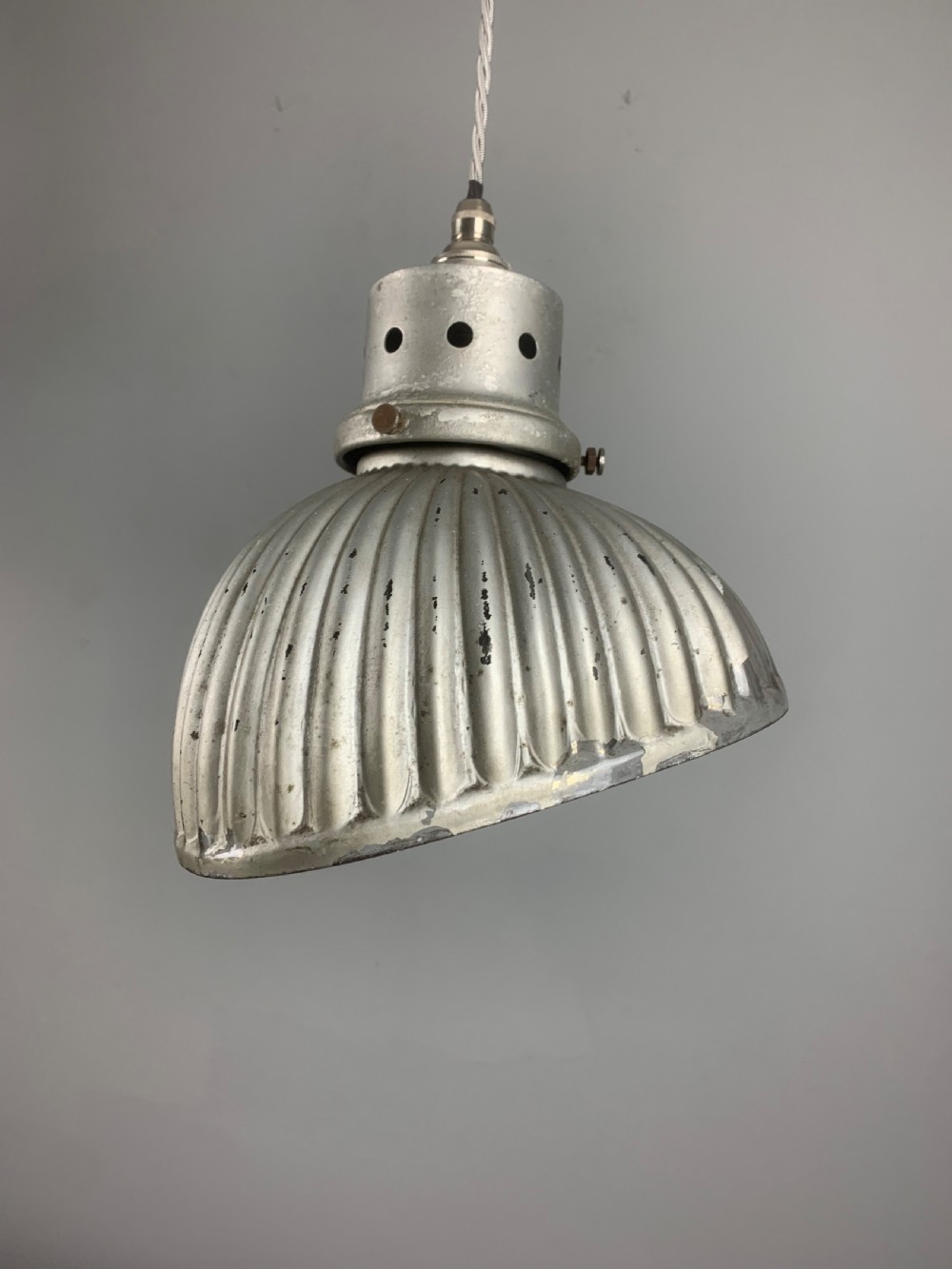 Gecoray 1930s Industrial Mercury Pendant Ceiling Light, Original Shade, Rewired View XIII