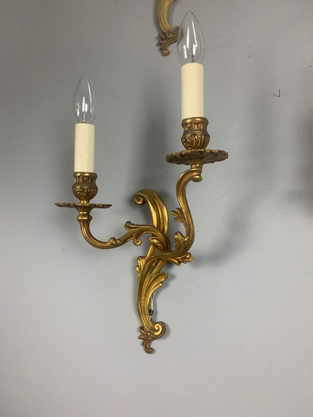 Set of 4 French Gilded Twin Arm Antique Wall Lights View VI