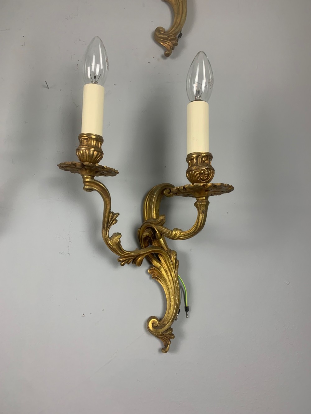 Set of 4 French Gilded Twin Arm Antique Wall Lights View VII