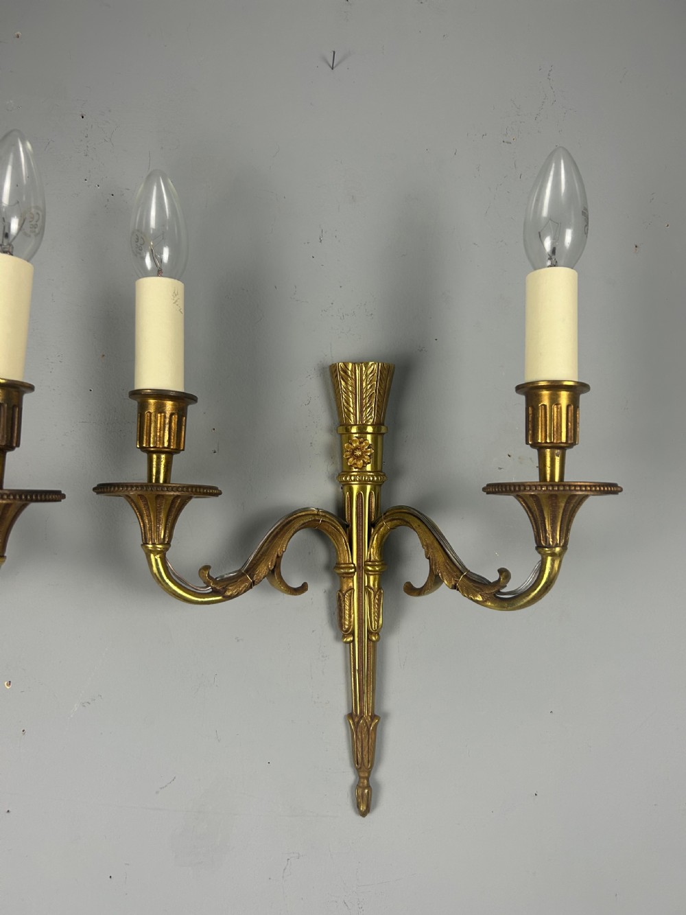 French Pair Of Gilded Bronze Antique Wall Lights View VII