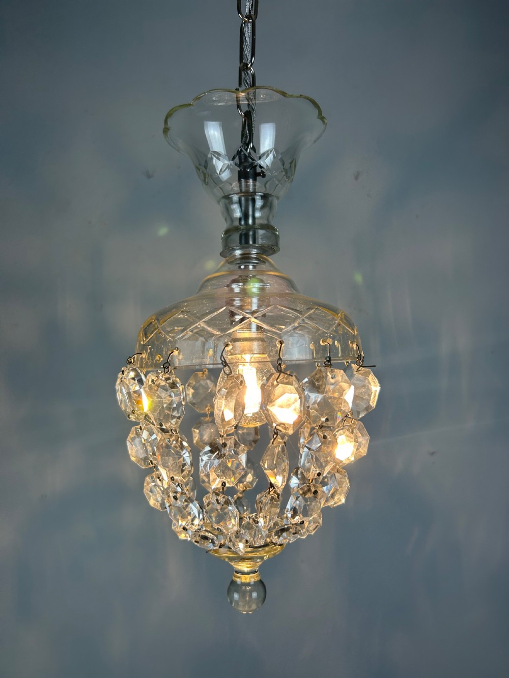 Lustre Chandelier Ceiling Light, Rewired  View IV