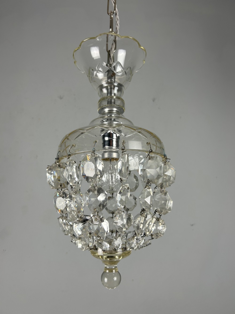 Lustre Chandelier Ceiling Light, Rewired  View VIII