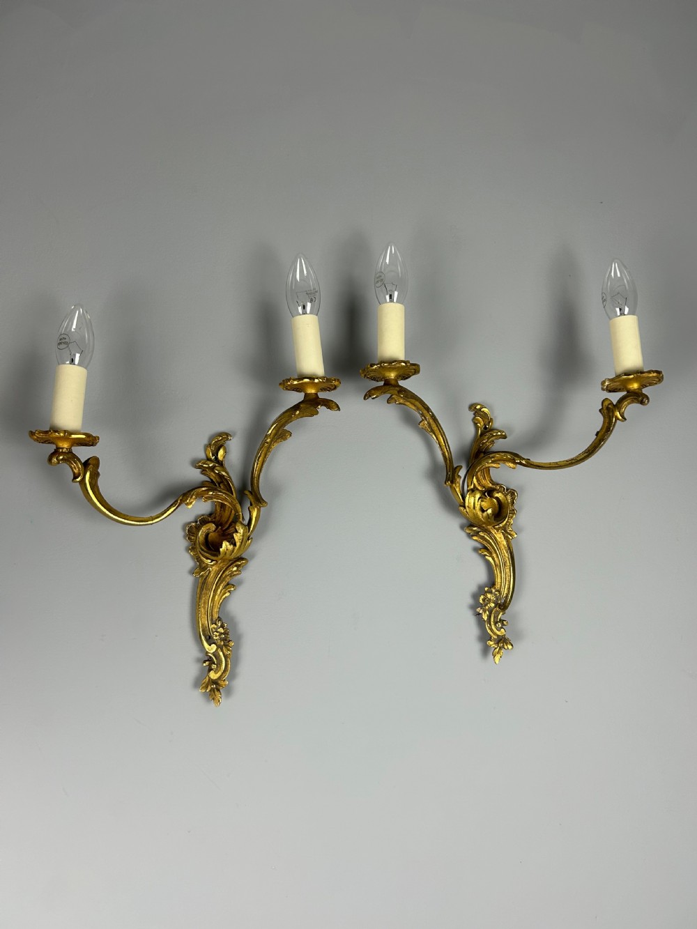 French Pair Of Gilded Bronze Antique Wall Lights View VI