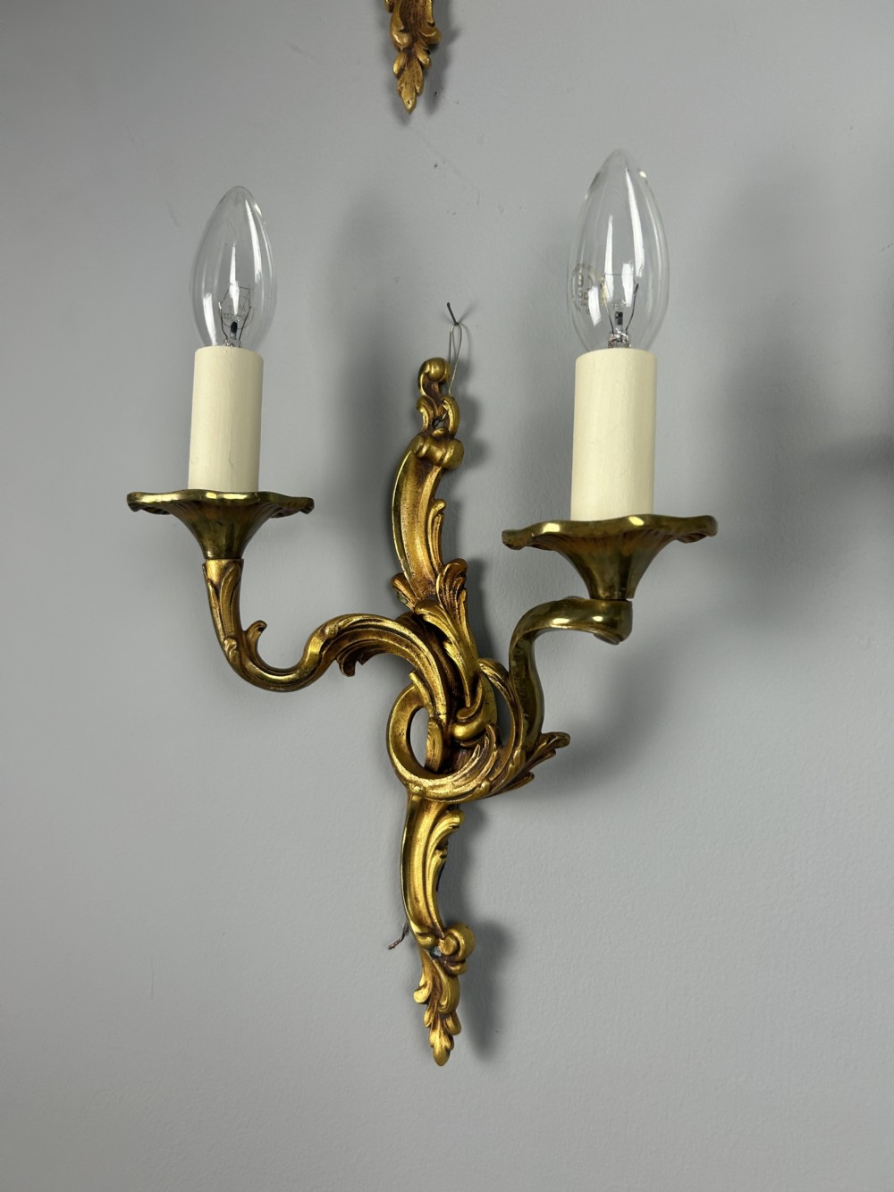 Set Of 4 French Gilded Antique Wall Lights View IV