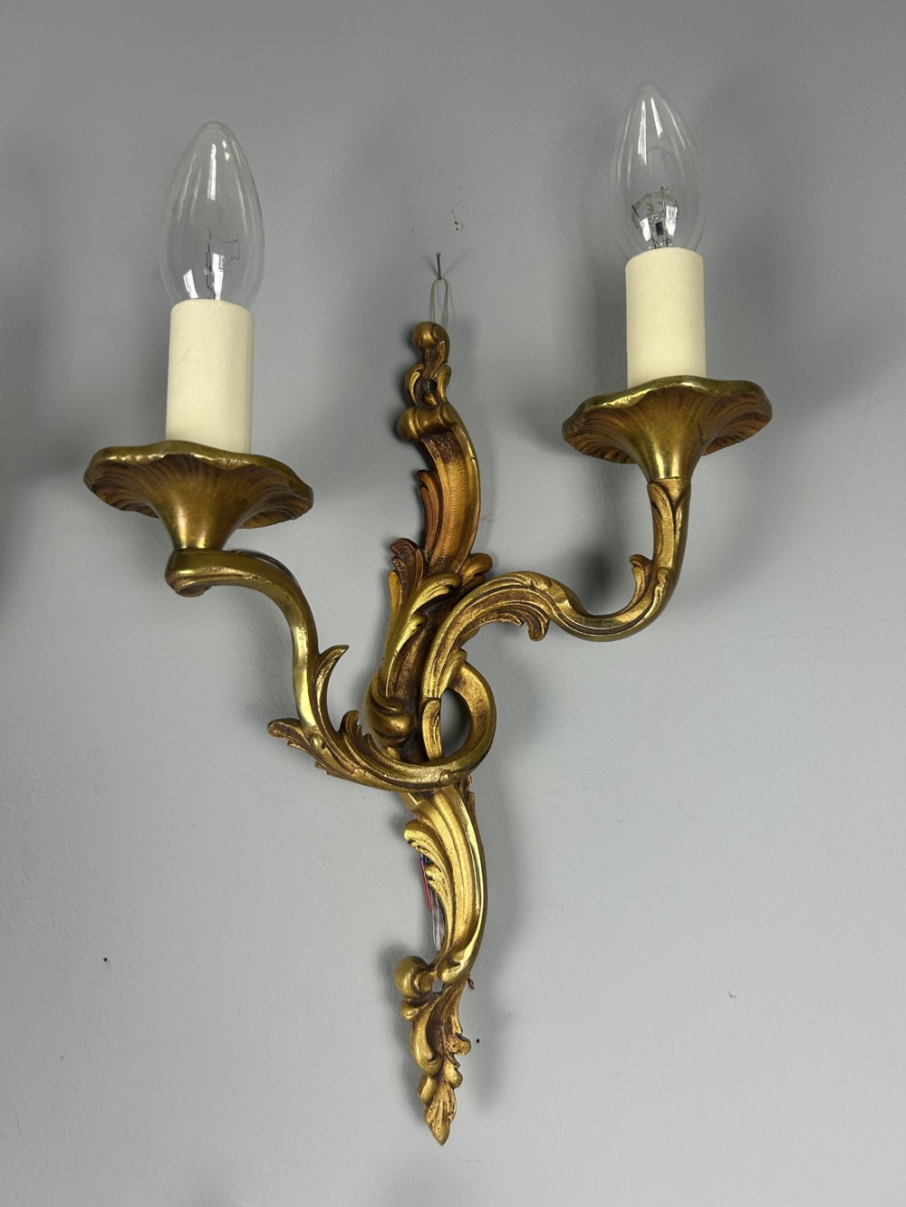 Set Of 4 French Gilded Antique Wall Lights View VI