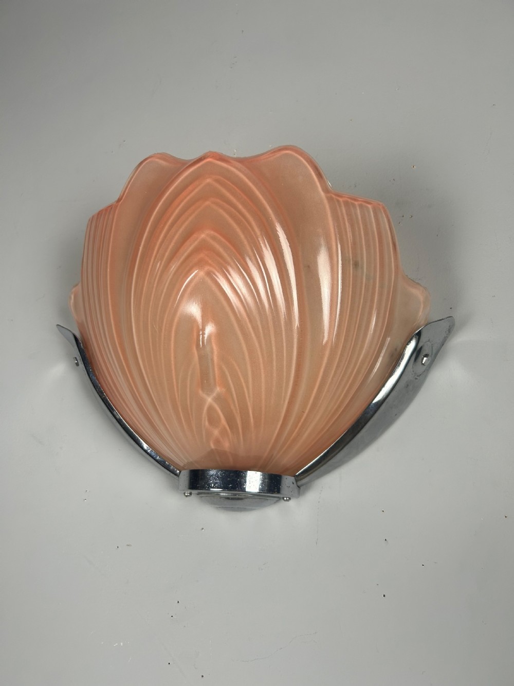 Single Peach Art Deco Clams Shell Wall Light  View IV