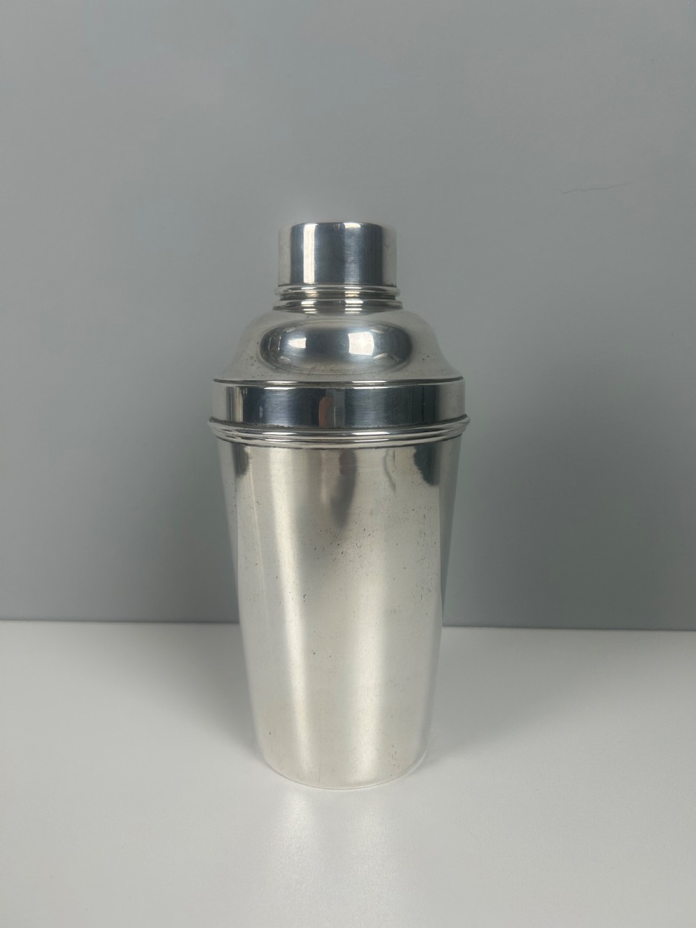 Jumbo 1 1/2 Pint Silver Plated Art Deco Cocktail Shaker By RHV & Co View IV