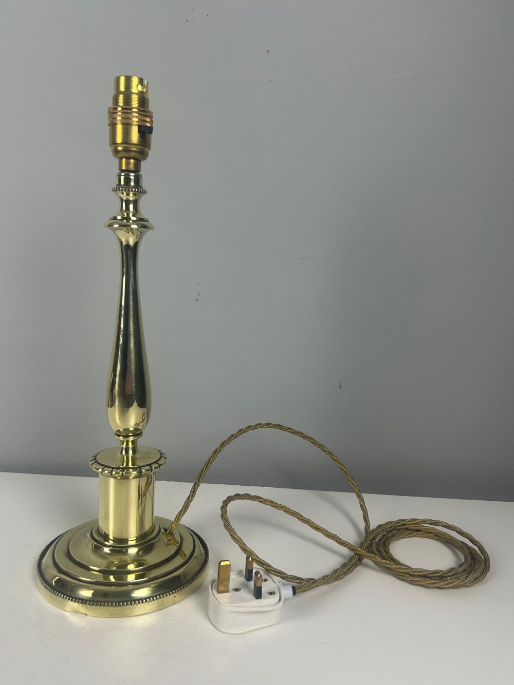 English Brass Victorian Table Lamp View X