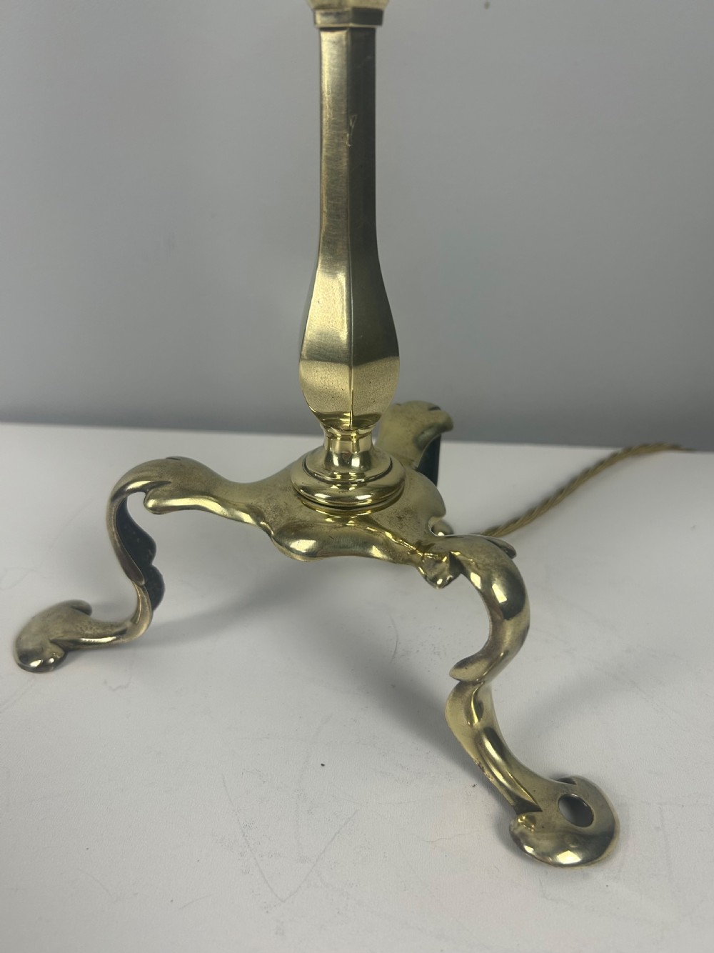 Faraday & Sons Brass Pullman Table Lamp View VIII