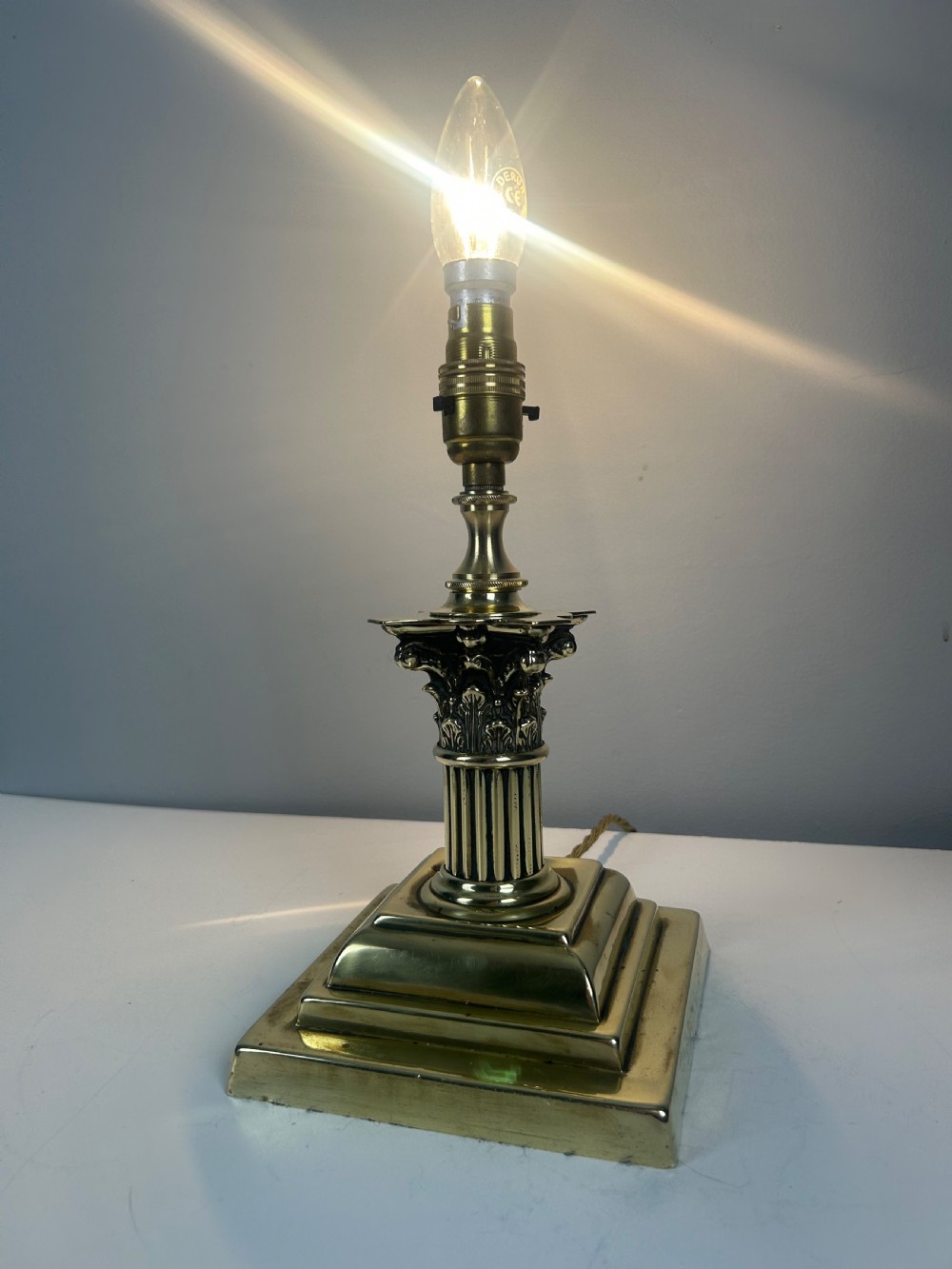 Stubby Victorian Brass Corinthian Column Table Lamp View IV