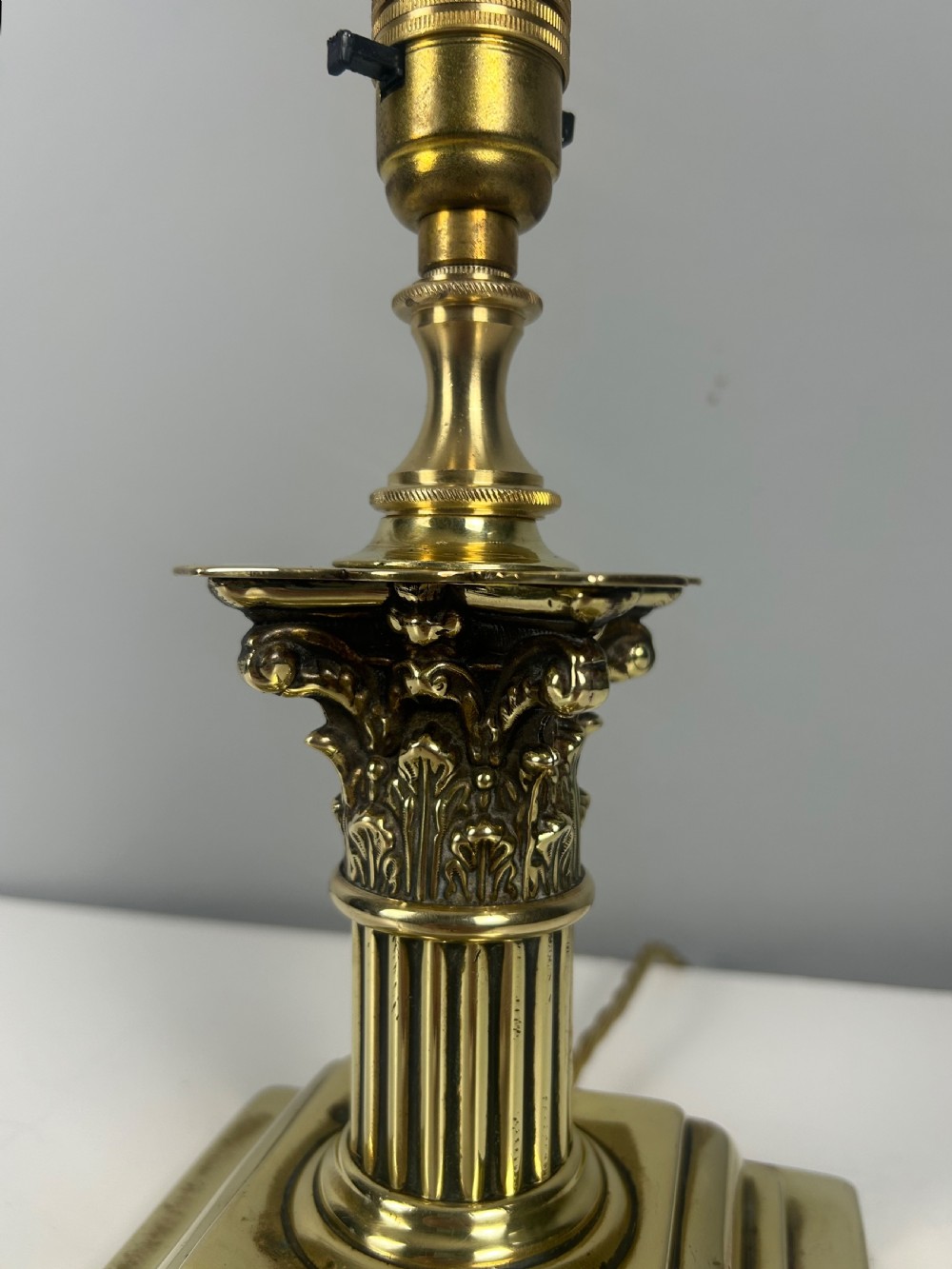 Stubby Victorian Brass Corinthian Column Table Lamp View VIII