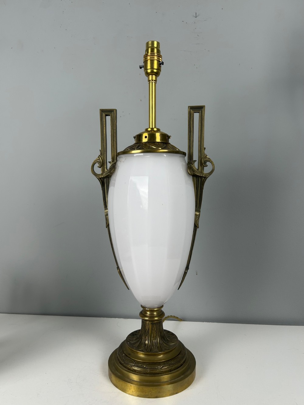 French Ormolu Porcelain Table Lamp 19th Century View VI