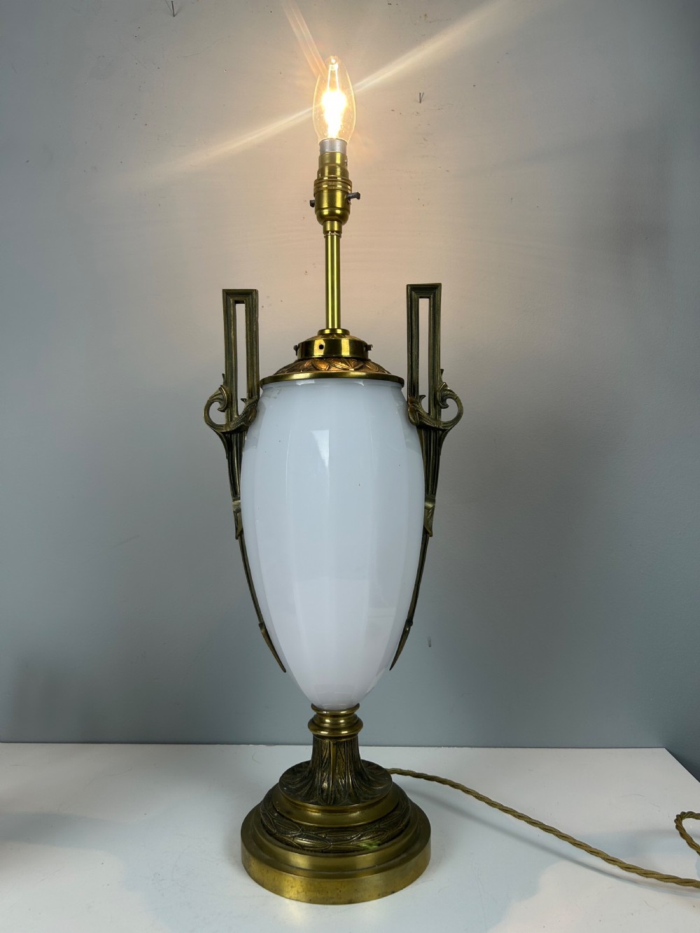 French Ormolu Porcelain Table Lamp 19th Century View VII
