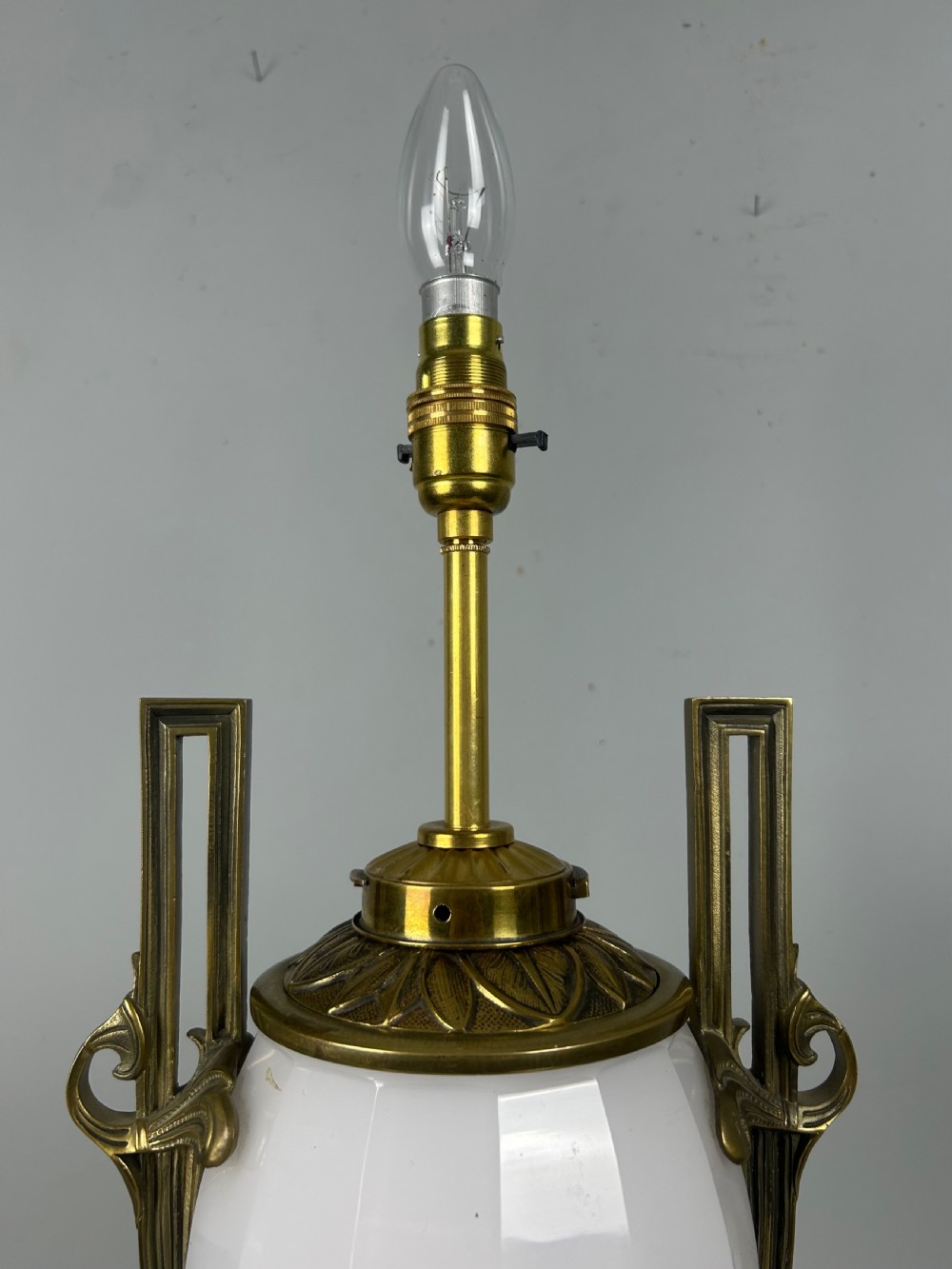 French Ormolu Porcelain Table Lamp 19th Century View XII