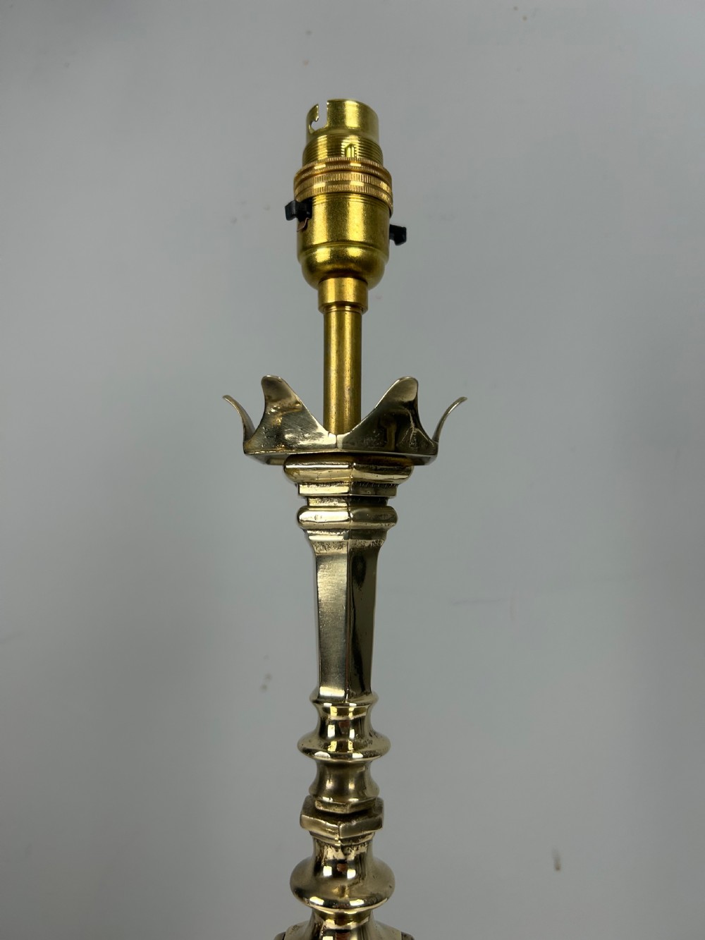 French Polished Brass Altar Table Lamp View VII