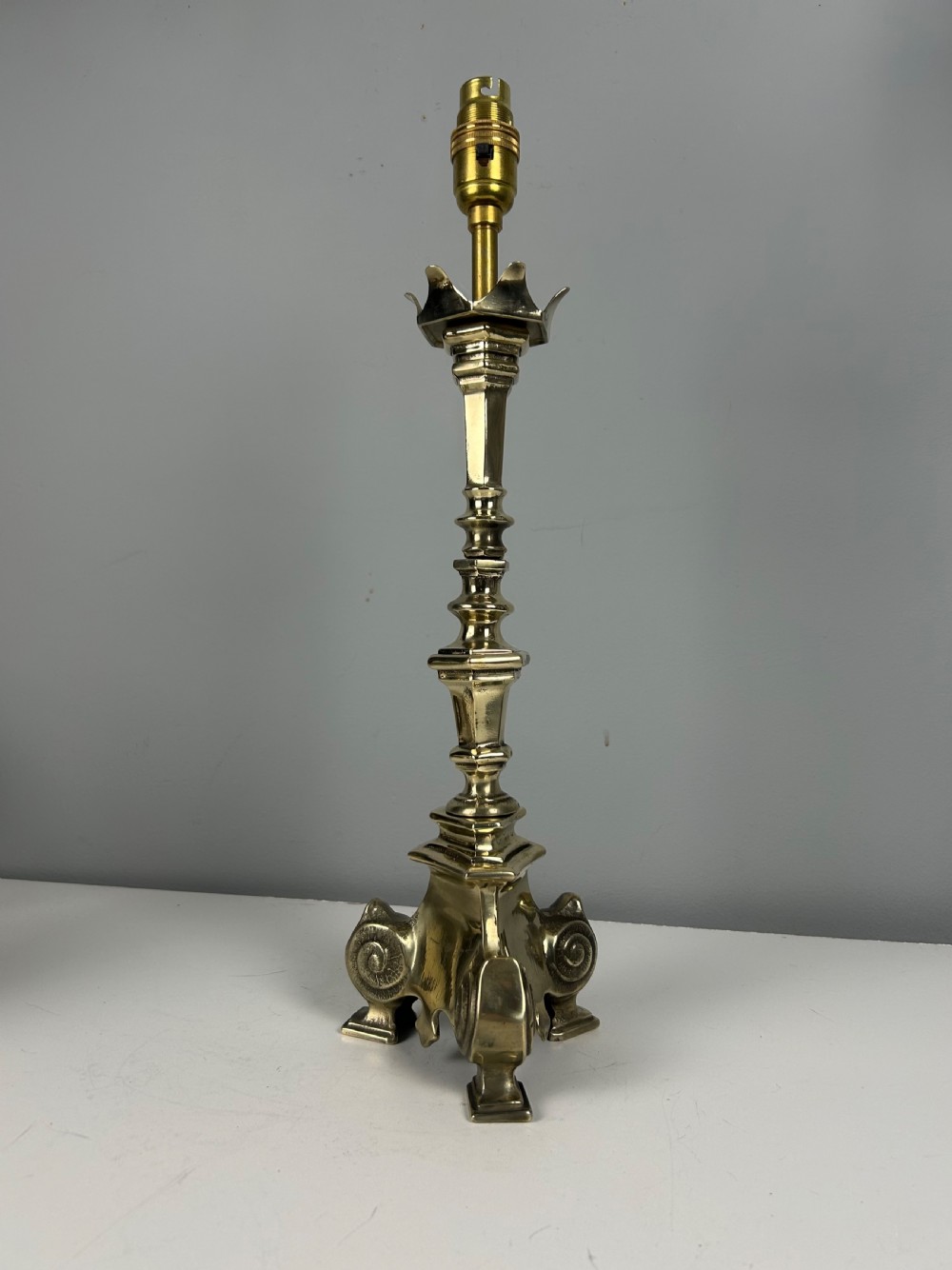 French Polished Brass Altar Table Lamp View XI