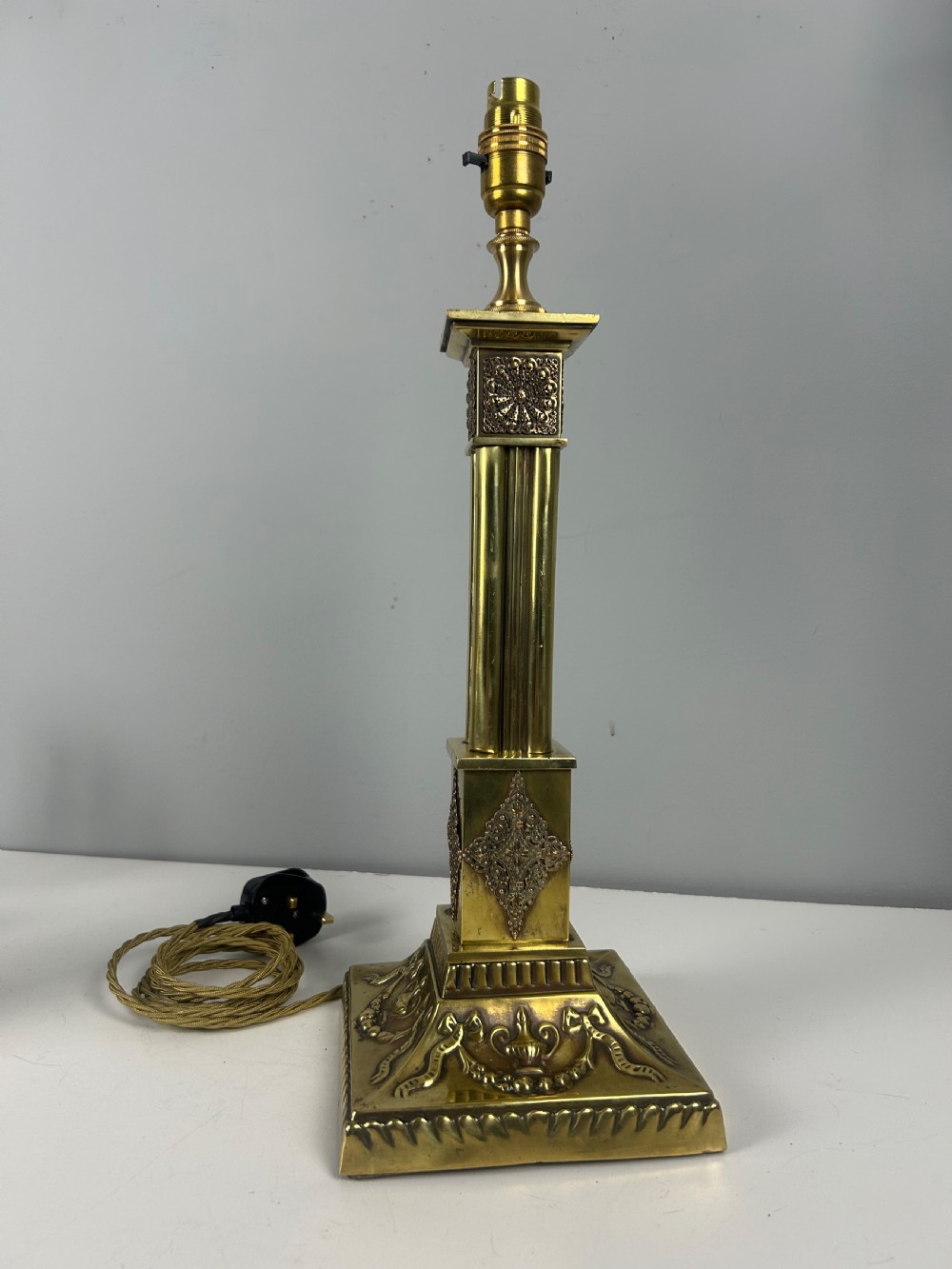 Victorian Decorated Brass Table Lamp with Registration Mark, Rewired View XIV