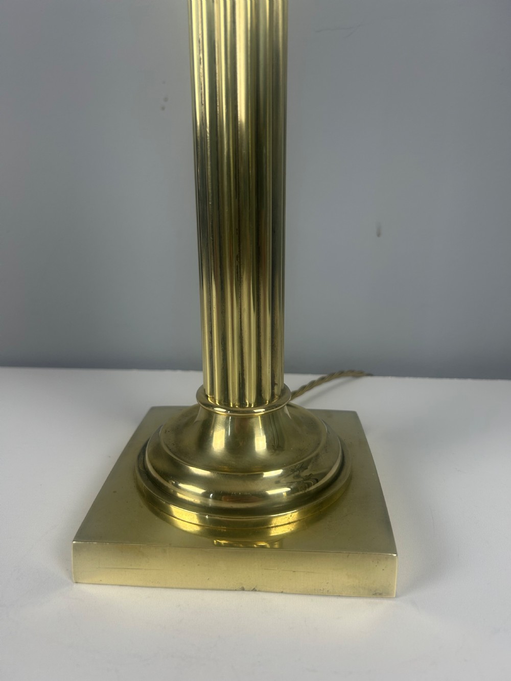 Quality Victorian Brass Column Table Lamp, Rewired  View VII