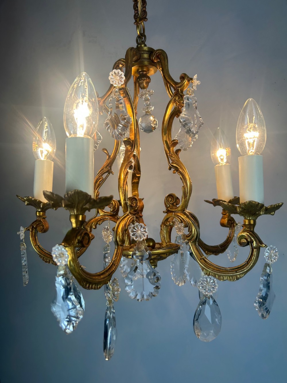 French Gilded & Crystal 5 Light Chandelier View VI
