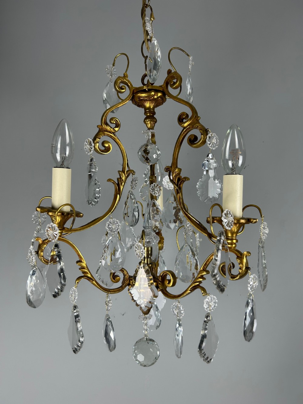 French Gilded & Crystal 3 Light Chandelier View IX