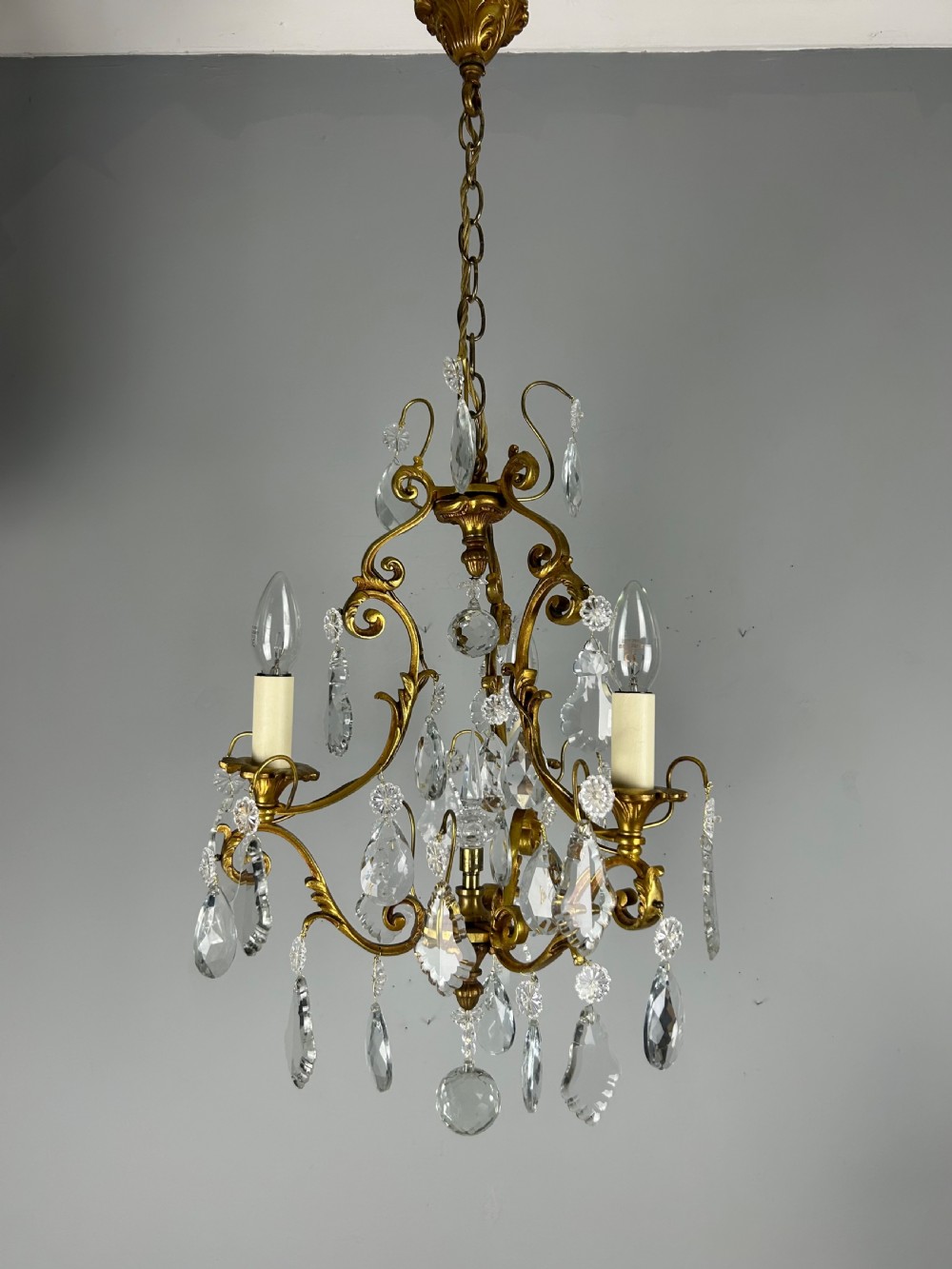French Gilded & Crystal 3 Light Chandelier View XV