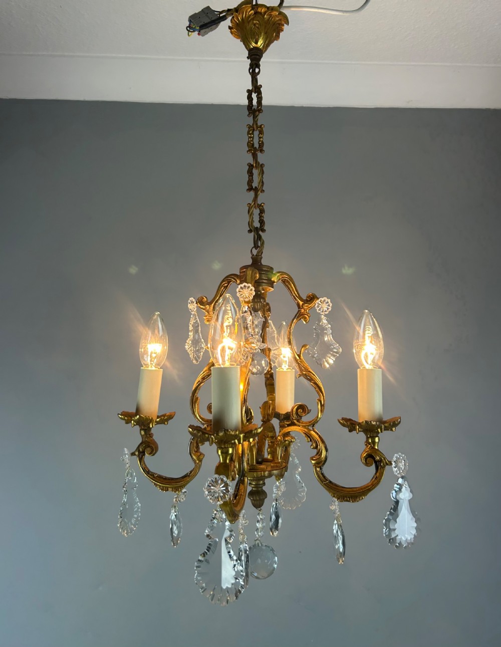 French Gilded & Crystal 4 Light Chandelier View VI