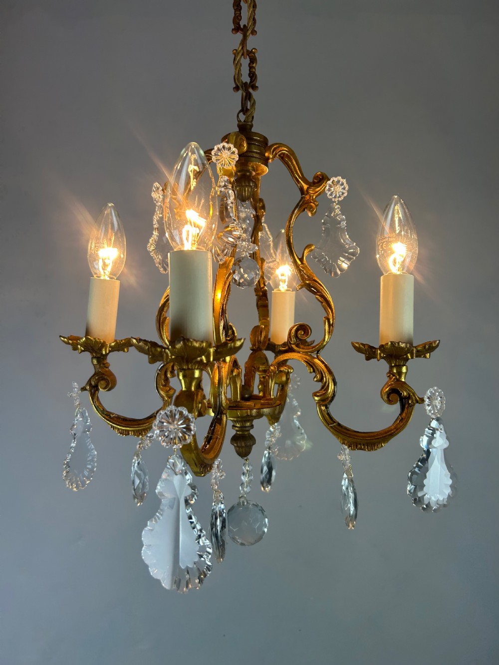 French Gilded & Crystal 4 Light Chandelier View IX