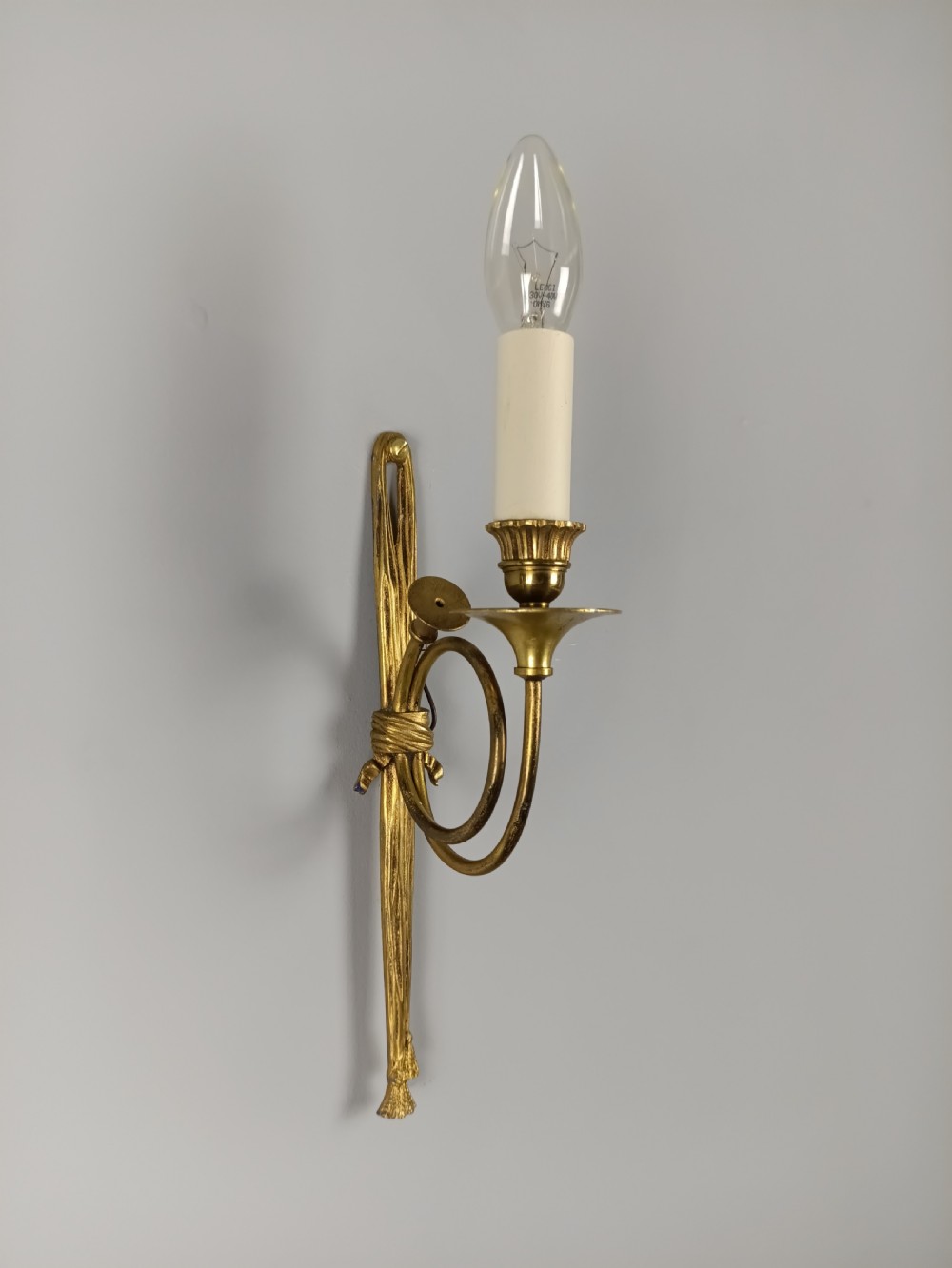Single French Antique Single Arm Louis XVI Gilded Brass Wall Light						