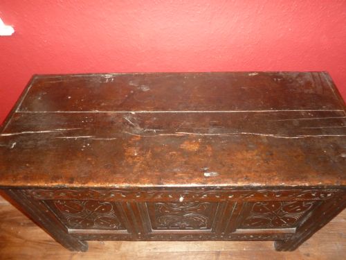 OAK COFFER - ADDITIONAL PHOTO 1