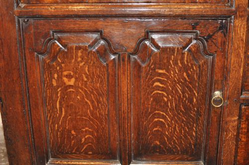 OAK DRESSER - ADDITIONAL PHOTO 3
