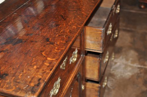 OAK DRESSER - ADDITIONAL PHOTO 4