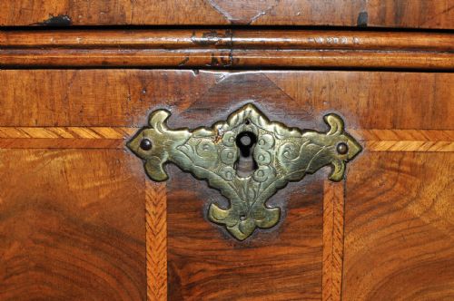 WALNUT CHEST ON STAND - ADDITIONAL PHOTO 3