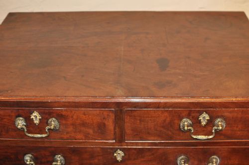 MAHOGANY CHEST OF DRAWS - ADDITIONAL PHOTO 1