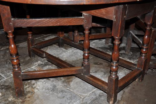 GATELEG TABLE - ADDITIONAL PHOTO 3