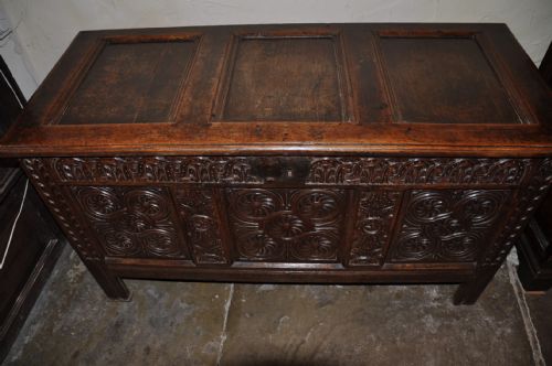 17TH CENTURY DEVON COFFER - ADDITIONAL PHOTO 1