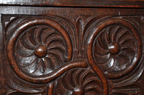 17TH CENTURY DEVON COFFER - ADDITIONAL PHOTO 5