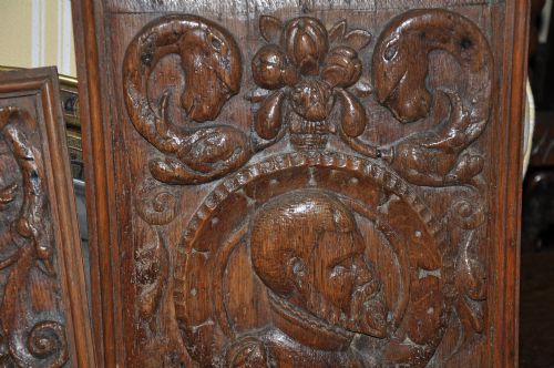 A PAIR OF ROMAYNE HEADS - ADDITIONAL PHOTO 2