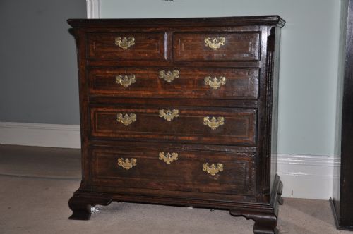 oak chest of drawers - CATEGORY: ANTIQUE CHEST OF DRAWERS - DATED 1700