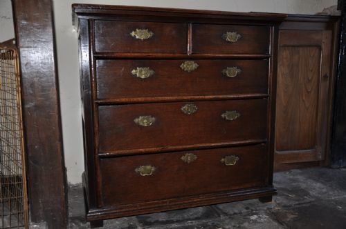 oak chest of drawers - CATEGORY: ANTIQUE CHEST OF DRAWERS - DATED 