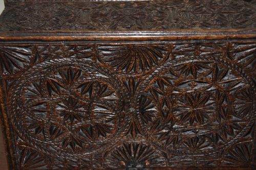 OAK CHIP CARVED LACE BOX - ADDITIONAL PHOTO 1