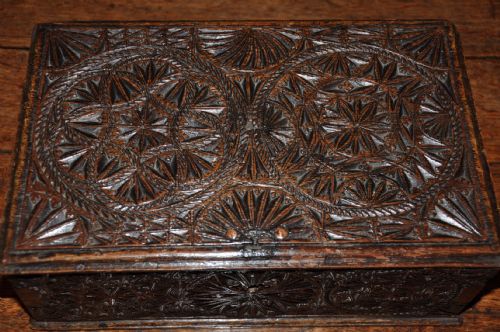 OAK CHIP CARVED LACE BOX - ADDITIONAL PHOTO 4