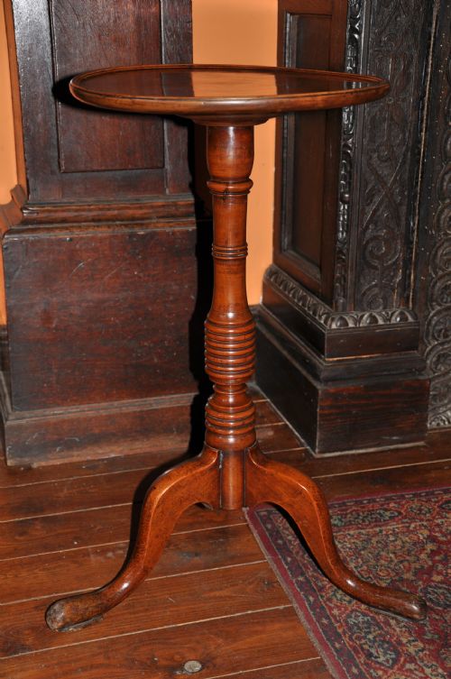 cherry wood tripod table - CATEGORY: ANTIQUE TABLES - DATED 1800